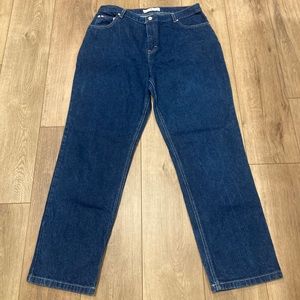 Tommy Hilfiger Women’s Size 16 Straight Leg Jeans Dark Wash Denim
